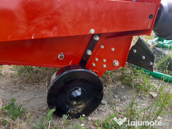 Masina de scos cartofi cu banda 