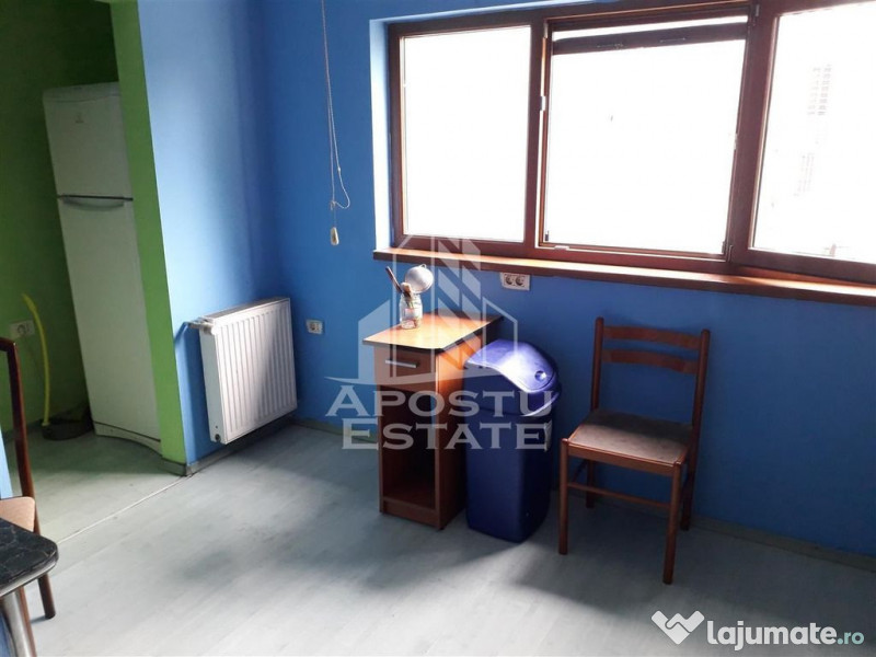 Casa pretabila pt muncitori/after school Calea Lugojului 