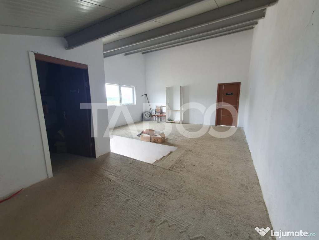 Teren si hala 42.000 mp + zona administrativa la 7 minute de 