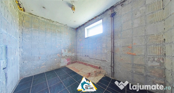 Casă spațioasă cu 3 camere în comuna Vladimirescu – aproape de Arad 