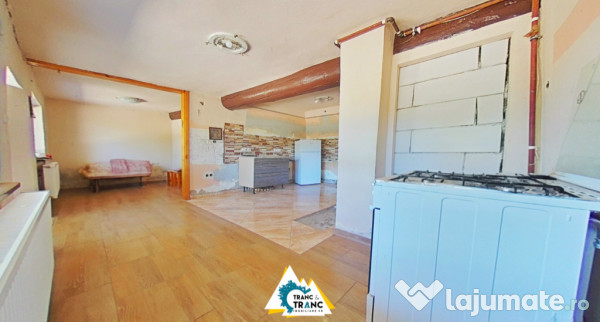 Casă spațioasă cu 3 camere în comuna Vladimirescu – aproape de Arad 