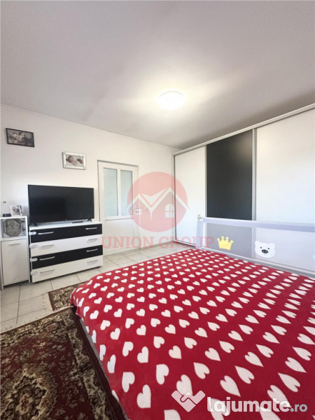 Casa cu Potential Multiplu, Pretabila Pentru Doua Familii sa