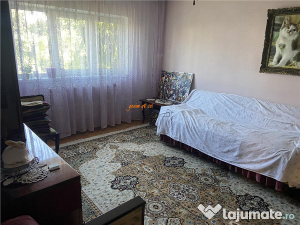 Apartament 3 camere , zona Gara , decomandat, 74 mp ,constru