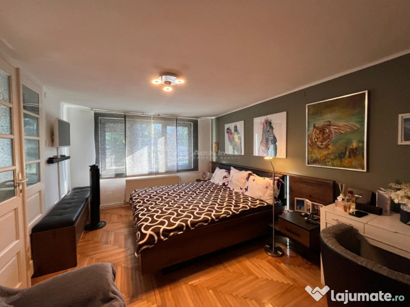 Lugoj, Vila de Vis Cu Piscina, 440 Mp. Construiti, 820 Mp. 