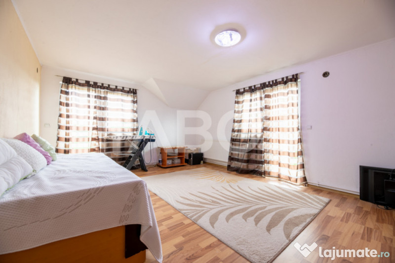 Casa de vanzare cu 4 dormitoare 2 bai si pivinita in Selimba 