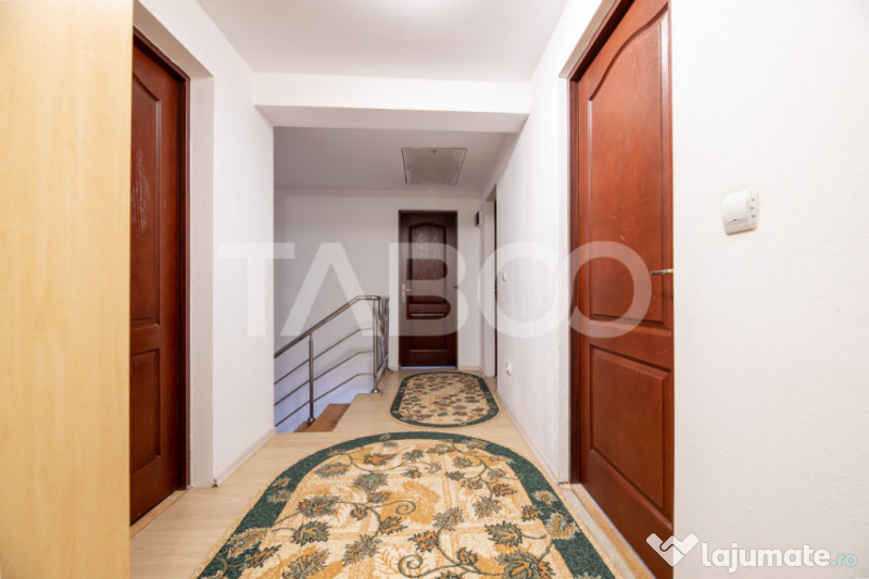 Casa de vanzare cu 4 dormitoare 2 bai si pivinita in Selimba 