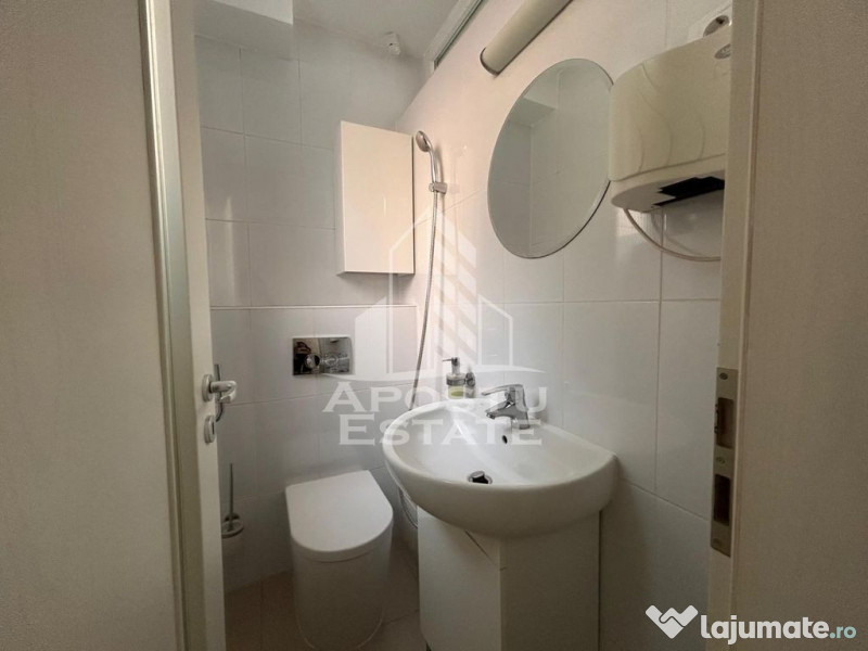 Spatiu birou 27 mp, zona Medicina