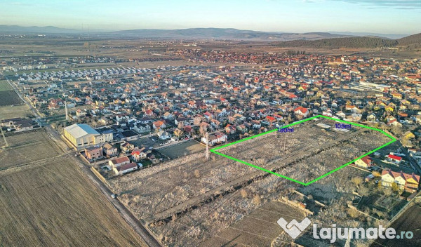 Teren intravilan cu Autorizatie de Construire