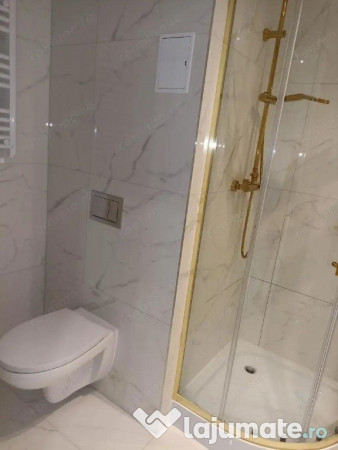 Garsoniera in zona Izvor