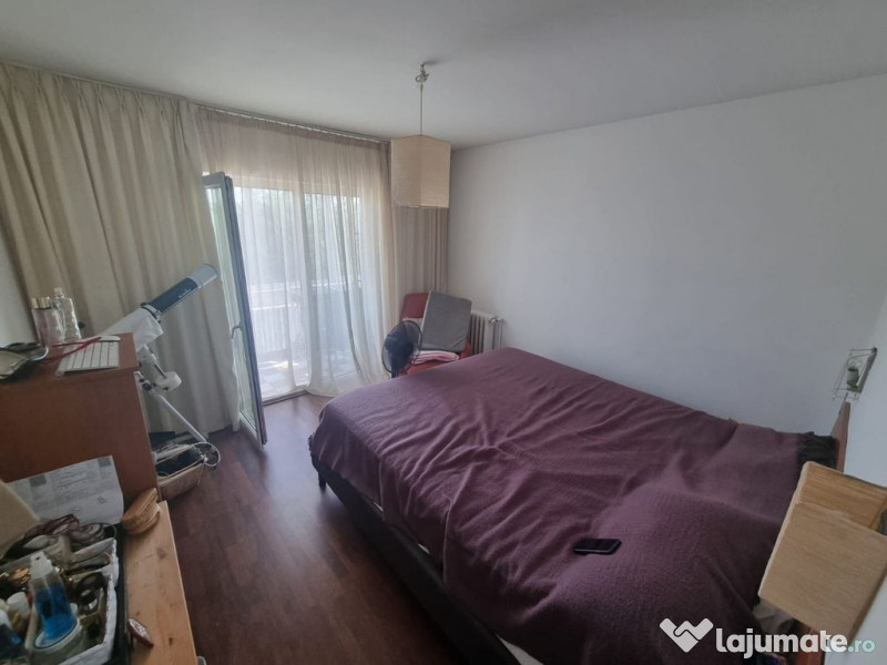 Faleza nord-apartament 4 camere decomandat cu gaze 