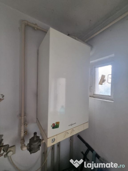 Faleza nord-apartament 4 camere decomandat cu gaze 