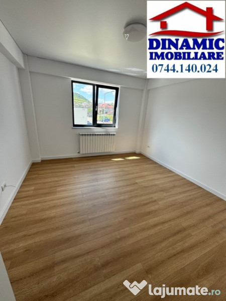 2 cam,et. 3/3, 60 mp,BLOC 6 FERMELOR.Preț 61157 €+TVA 21% 