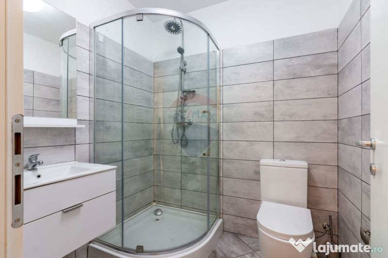 Casă / Vilă in Corbeanca, toate utilitatile, strada pri...