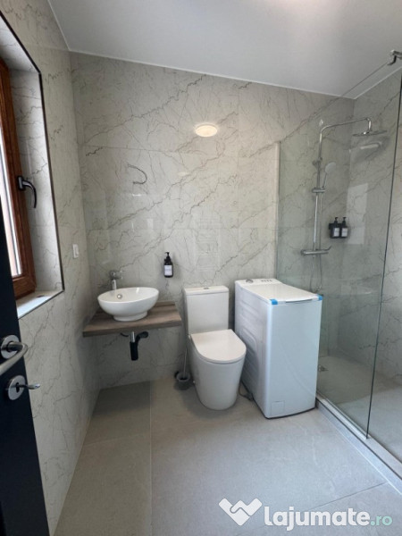 Exclusiv-apartament 2 camere decomandat-la doar 2 km de Umf