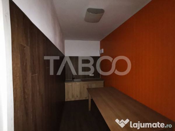 Service auto de inchiriat 300 mp hala acces din DN1 in Bradu