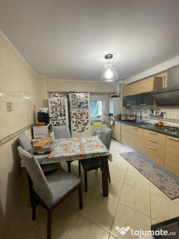 Apartament cu vedere frontala catre mare - zona Faleza Nord, 