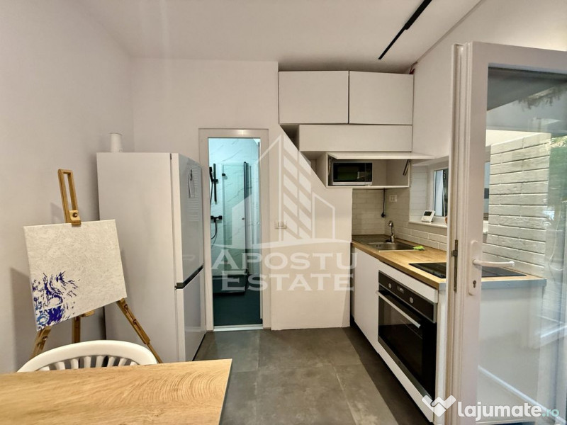 Apartament modern cu o camera, curte, centrala, zona Lune... 