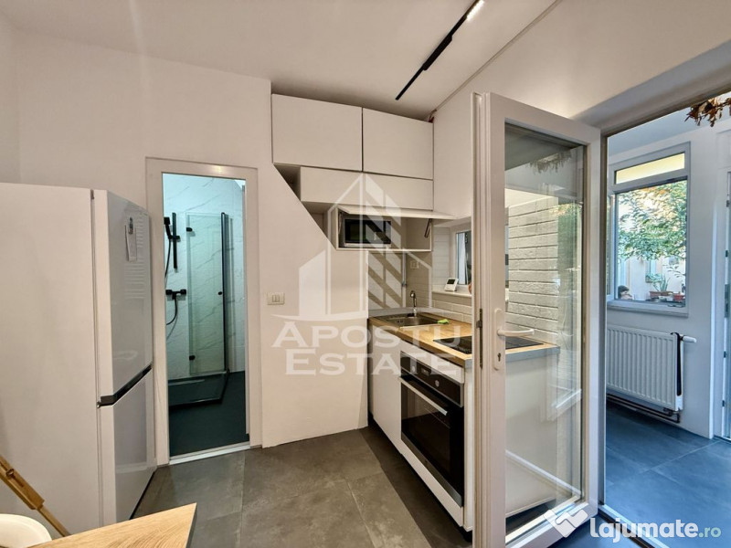 Apartament modern cu o camera, curte, centrala, zona Lune... 