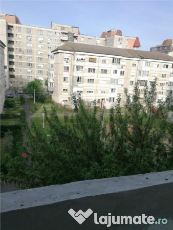 Reco Apartament 3 camere decomandat zona Dragos Voda 