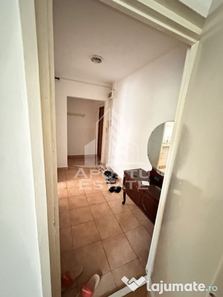 Apartament 2 camere in bloc cu lift, zona Sagului