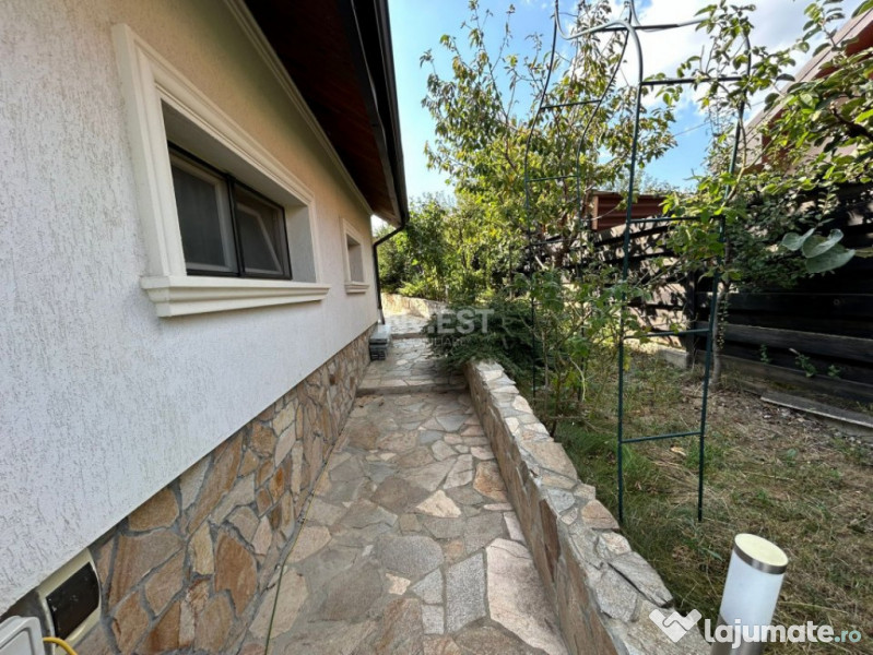 VILĂ CU 5 CAMERE - 150 MP UTILI - BECI, GARAJ, 717 MP TEREN 