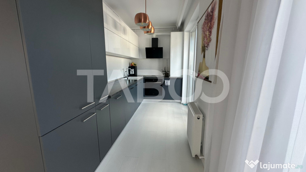 Penthouse 3 camere de lux 2 bai loc de parcare zona Lupeni S 