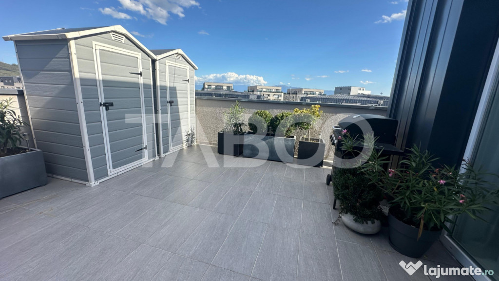 Penthouse 3 camere de lux 2 bai loc de parcare zona Lupeni S 