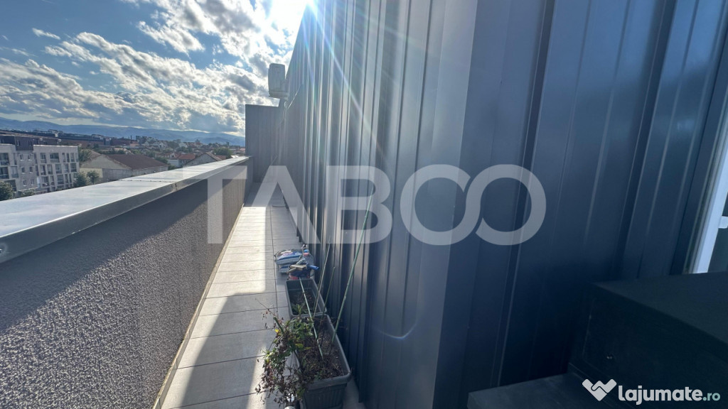 Penthouse 3 camere de lux 2 bai loc de parcare zona Lupeni S 