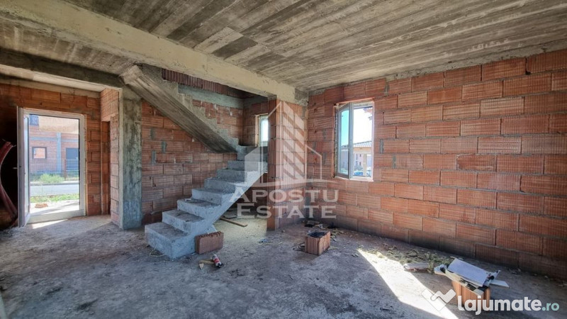 Casa individuala la rosu sau la cheie, Giarmata 