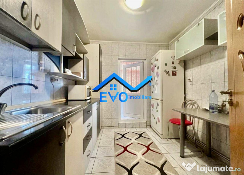 Se vinde, apartament 2 camere, decomandat, NICOLINA 2, IASI 