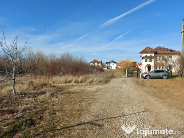 Loc de casă cu utilități 944mp, Ciofliceni!