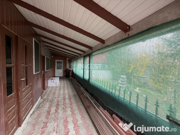 CASA 4 CAMERE, 2 BAI , BECI , MAGAZIE , 500 MP TEREN , LUNCA 