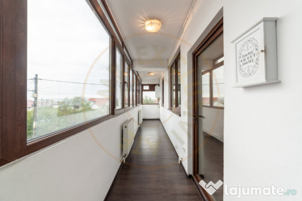 Apartament cu 4 camere, garaj și panouri fotovoltaice – B