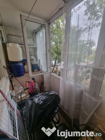 Tomis nord Rovere-apartament 3 camere decomandat stradal