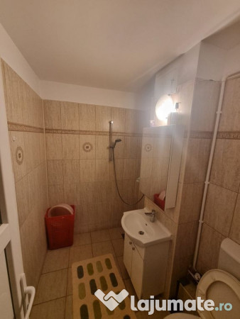 Tomis nord Rovere-apartament 3 camere decomandat stradal