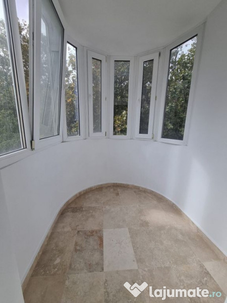 Bd mamaia spitalul militar-apartament 2 camere decomandat...