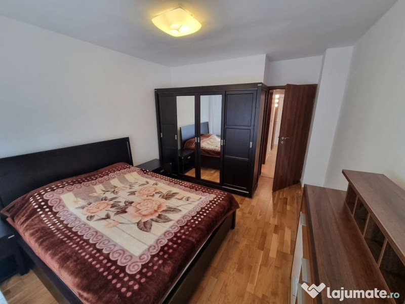 Bd mamaia spitalul militar-apartament 2 camere decomandat...