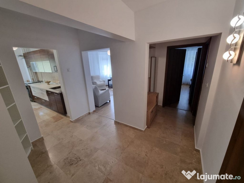 Bd mamaia spitalul militar-apartament 2 camere decomandat...