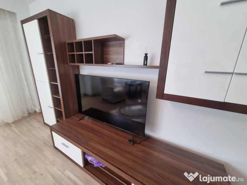 Bd mamaia spitalul militar-apartament 2 camere decomandat...