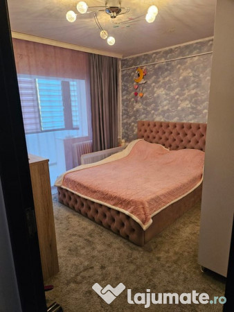 Apartament decomandat 2 camere, zona Trocadero