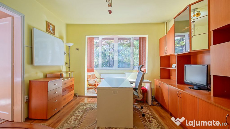 Apartament 3 camere, complet mobilat, la 1 minut de Piaț... 