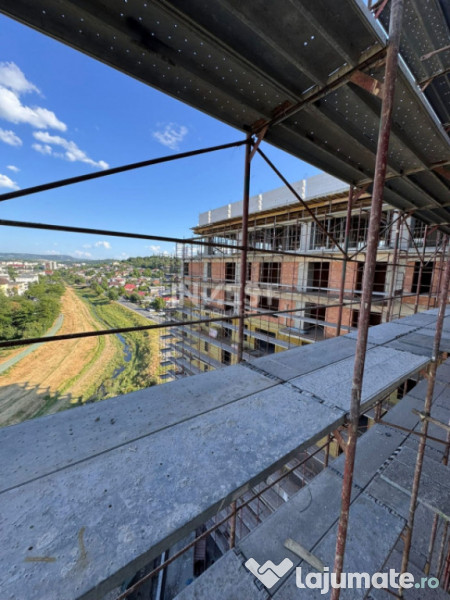 APARTAMENT CU 3 CAMERE DECOMANDAT, 2 BAI , COMPLEX PREMIUM +