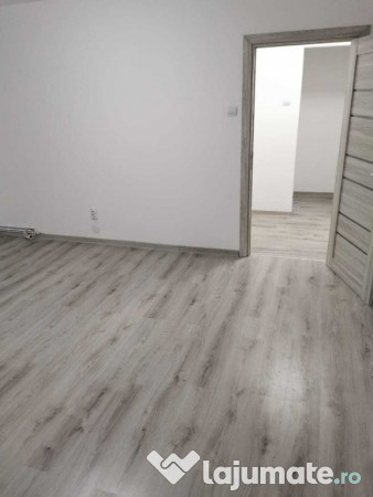 Apartament 3 camere zona GRIVITEI 