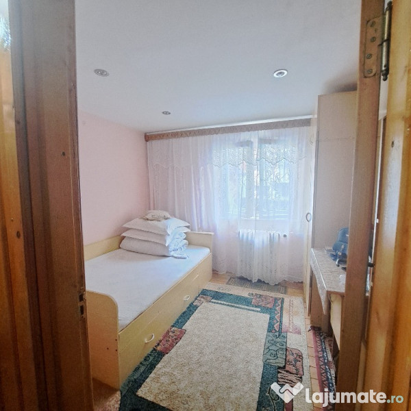Apartament 4 camere,decomandat,mobilat si utilat,cartier George Enescu 