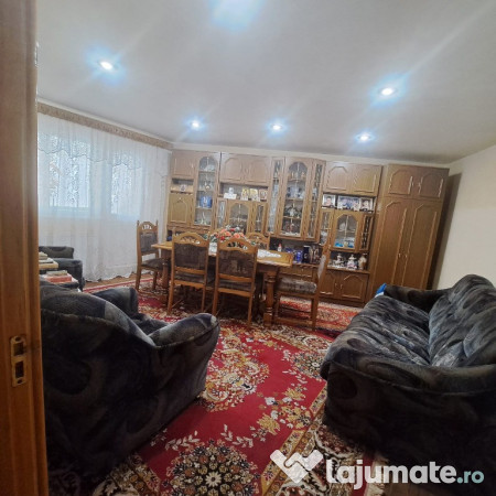 Apartament 4 camere,decomandat,mobilat si utilat,cartier George Enescu 