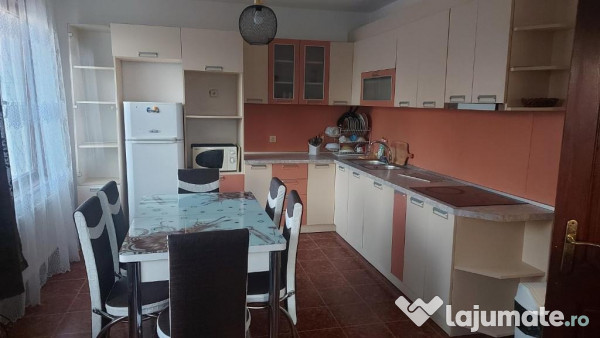 Apartament cu 2 camere de inchiriat zona Aviatiei 