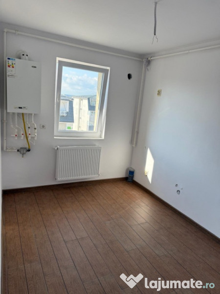 Apartament 5 camere,Tip Penthouse bragadiru Sos Alexandriei 