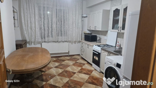 Inchiriere apartament 2 camere Panduri 