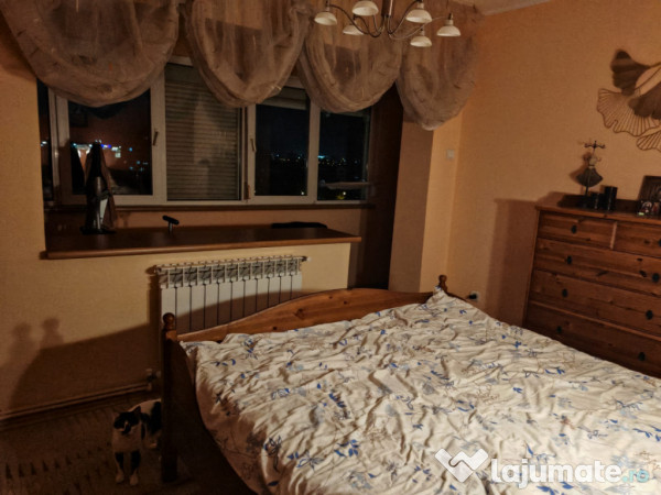 Apartament 3 camere de vanzare zona Tomis Nord, Constanta 