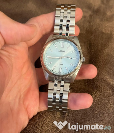 Ceas Lorus cadran azuriu 5 atm adancime data
